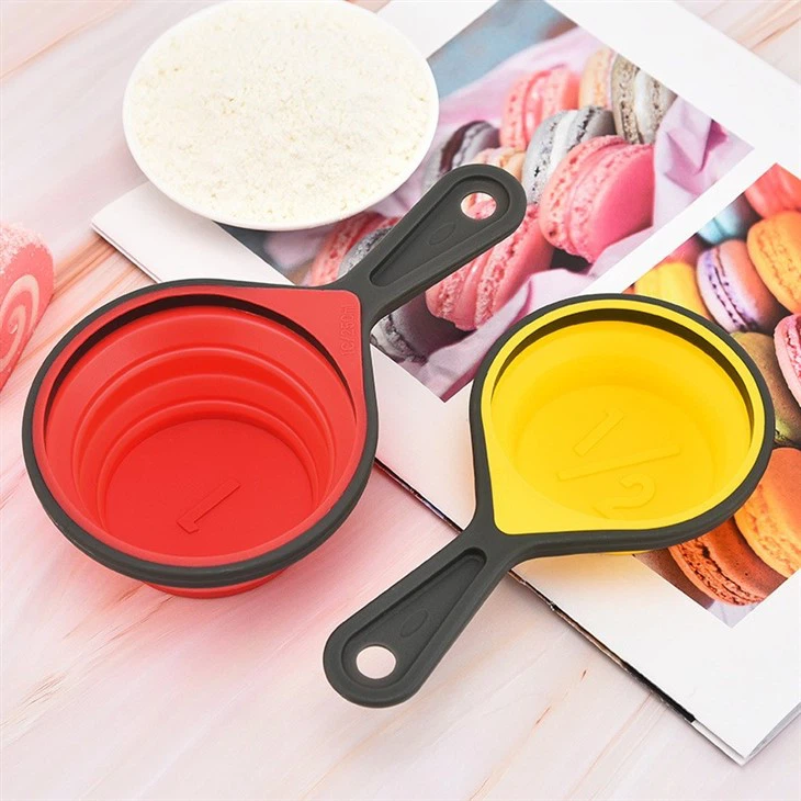 kitchen accessories red